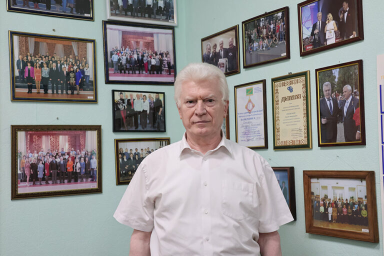 Геннадий Смольский: «Я сорок лет прихожу на работу во Дворец культуры с радостью в сердце»